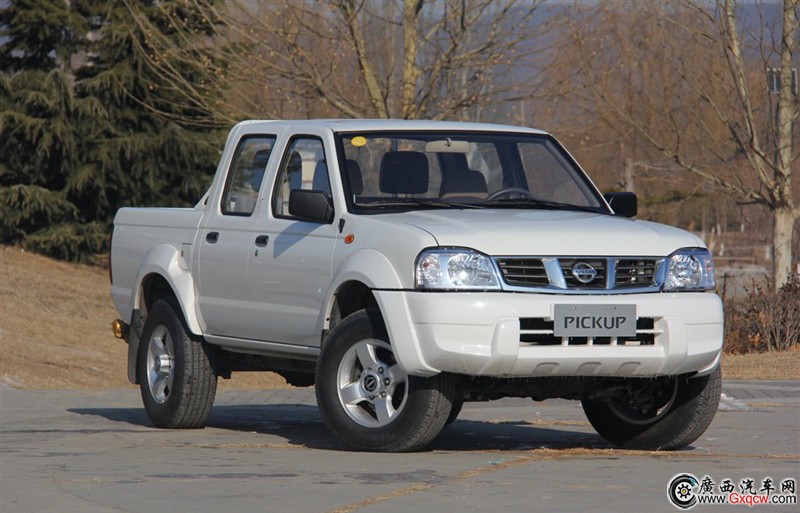 日產(chǎn)D22皮卡車型 外觀圖