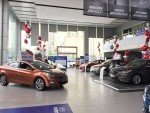 廣西通源現(xiàn)代4S店 新車展示
